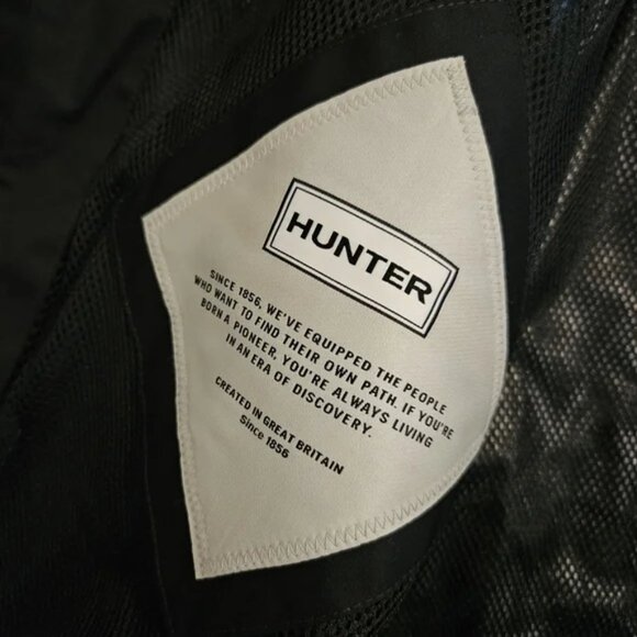NEW Hunter Ladies' Water & Wind Resistant Rain Jacket, Black Large NWT - Picture 6 of 9